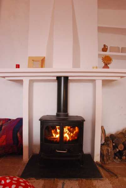 capi stove (c) Dyfi Fire capi stove (c) Dyfi Fire